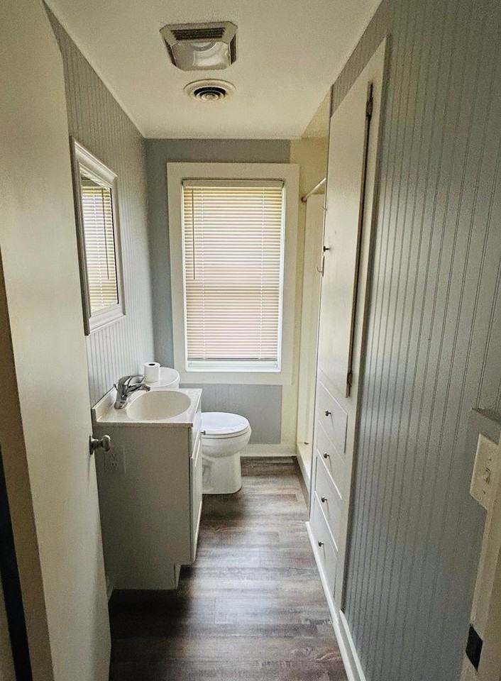 72 1/2 Schonhardt St - Photo 3 of 6