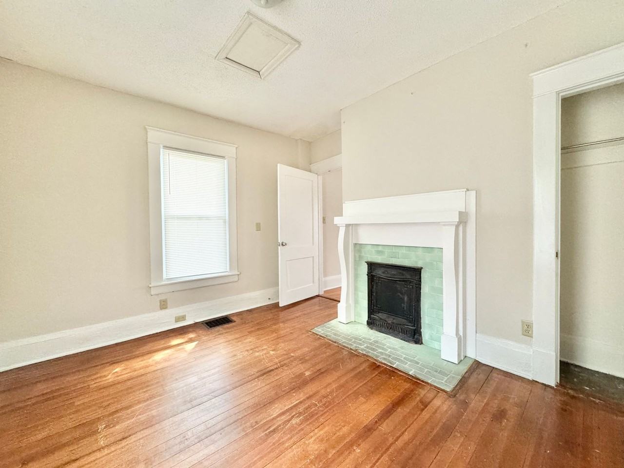 912 Union St - Photo 5 of 13