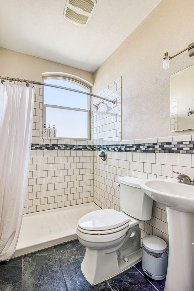 702 Myrtle Ave. - Photo 5 of 50