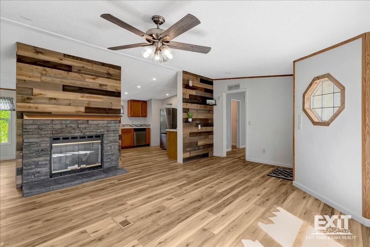1289 Fleshood Ln - Photo 4 of 23