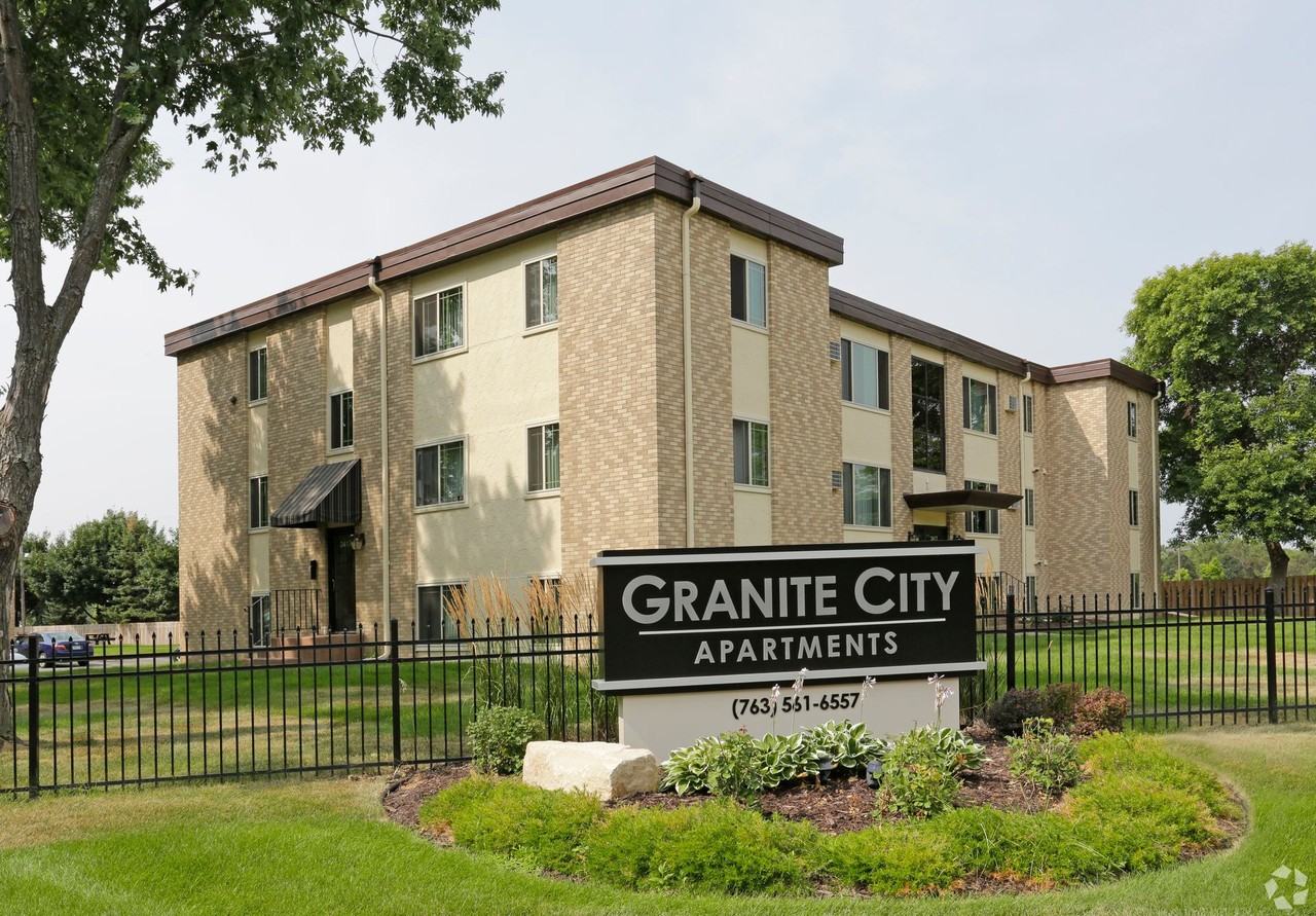 Granite City Apartments - Photo 4 of 26