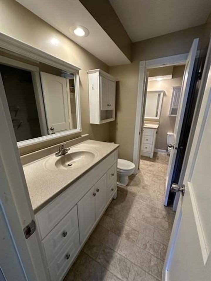 2565 Clayton Blvd - Photo 3 of 8