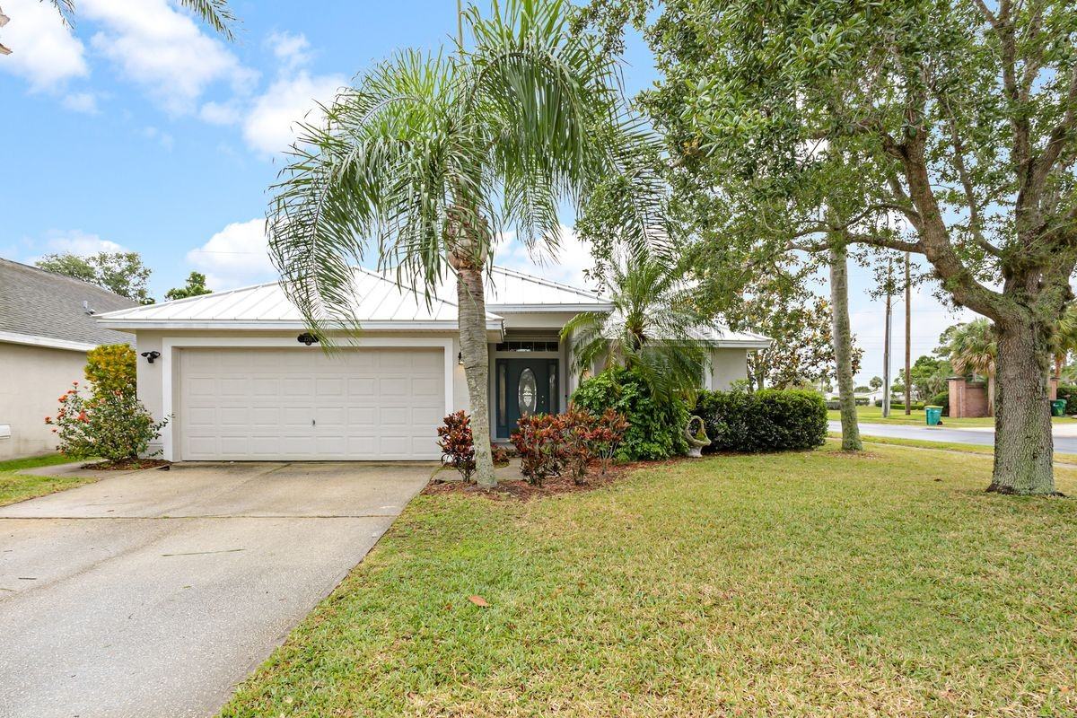 1391 Olde Bailey Ln - Photo 2 of 34