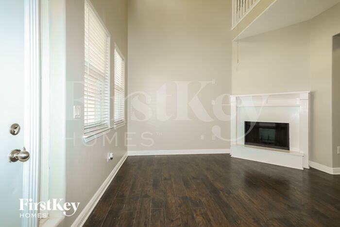 11730 Twain Dr - Photo 2 of 15