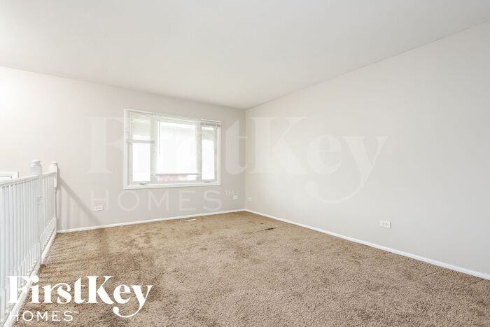 448 E Lincoln Ave - Photo 3 of 15