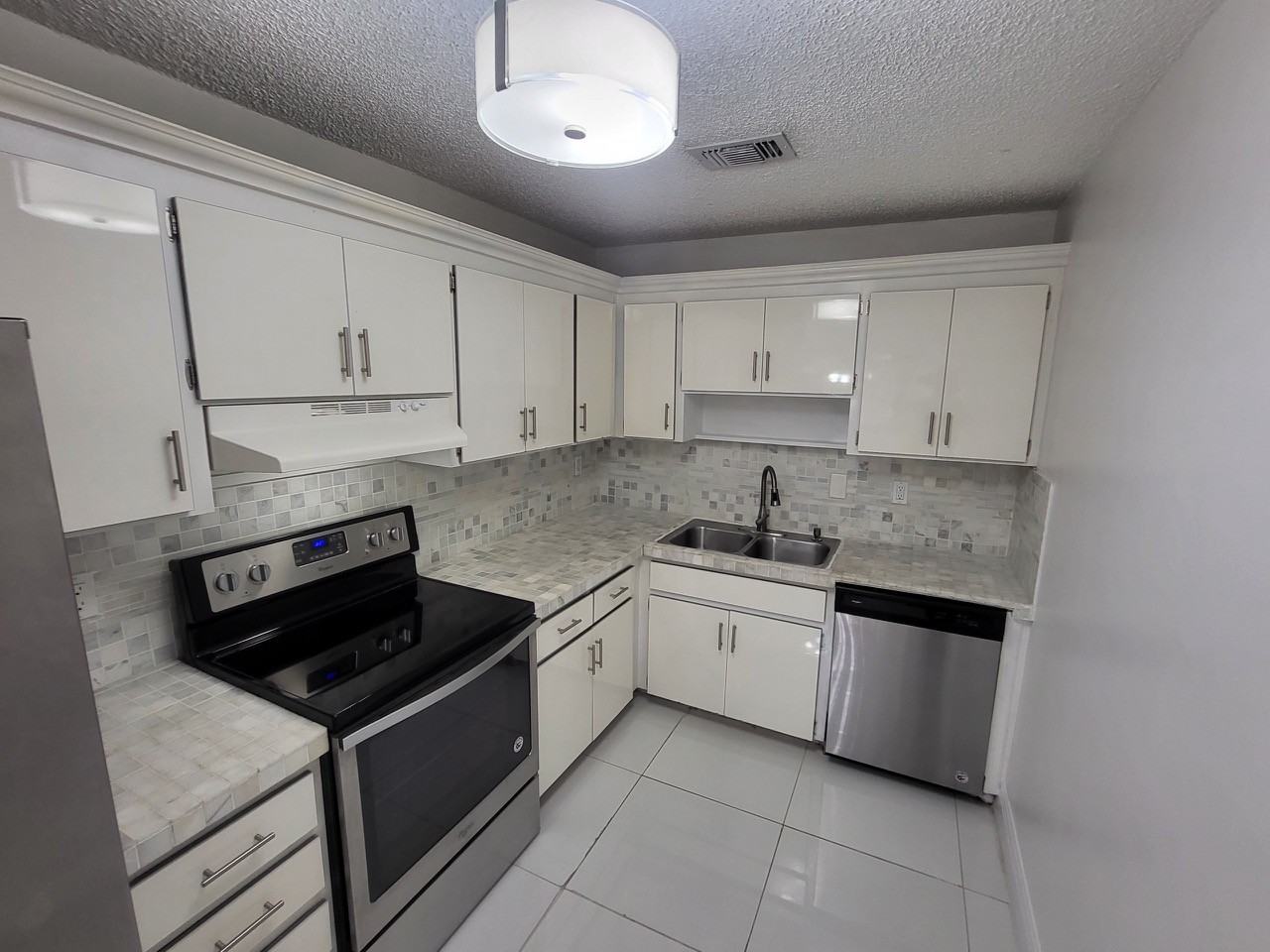 22125 Sw 103rd Ct #22125 - Photo 4 of 22