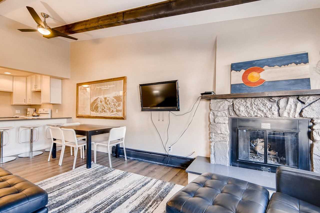 56 Uneva Pl #209 - Photo 3 of 15