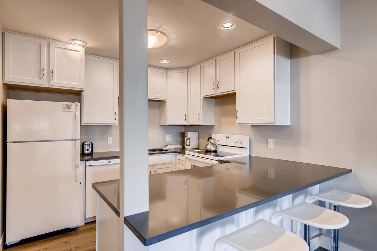 56 Uneva Pl #209 - Photo 5 of 15