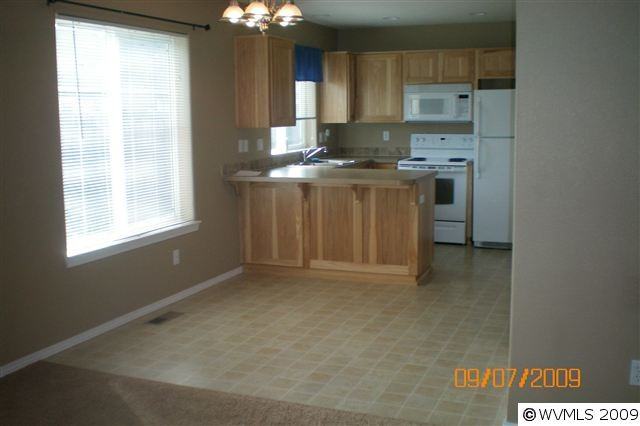 1448 Boulder Creek St Se #NA - Photo 2 of 14