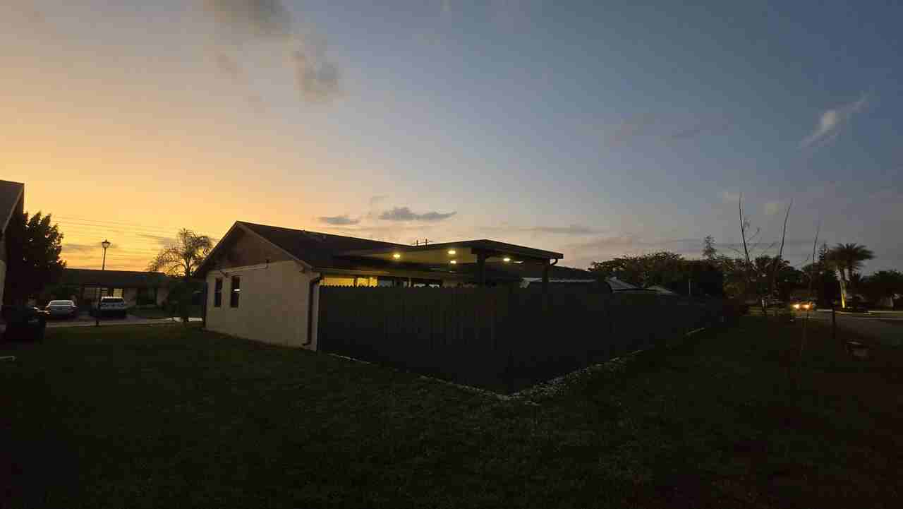 4737 Sw 135th Pl #4737 - Photo 3 of 29