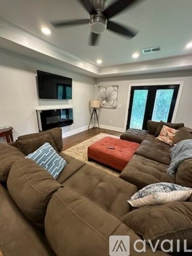 2225 Beecher Cir Sw #NA - Photo 2 of 11