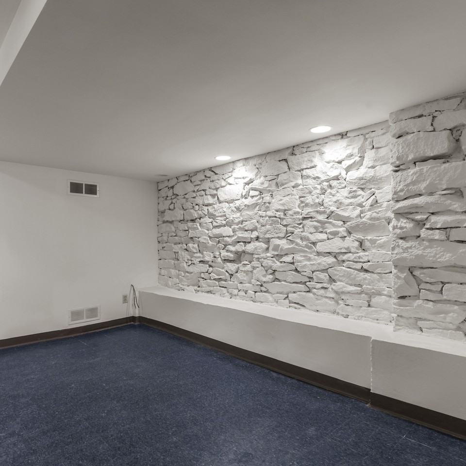 333 Denniston St #NA - Photo 6 of 6
