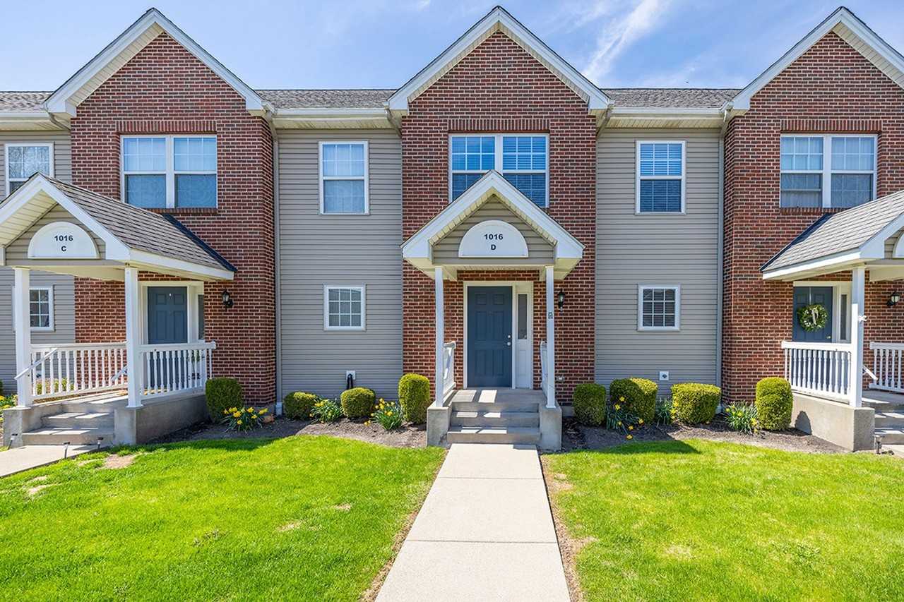 Town Hall Terrace - Photo 2 of 50