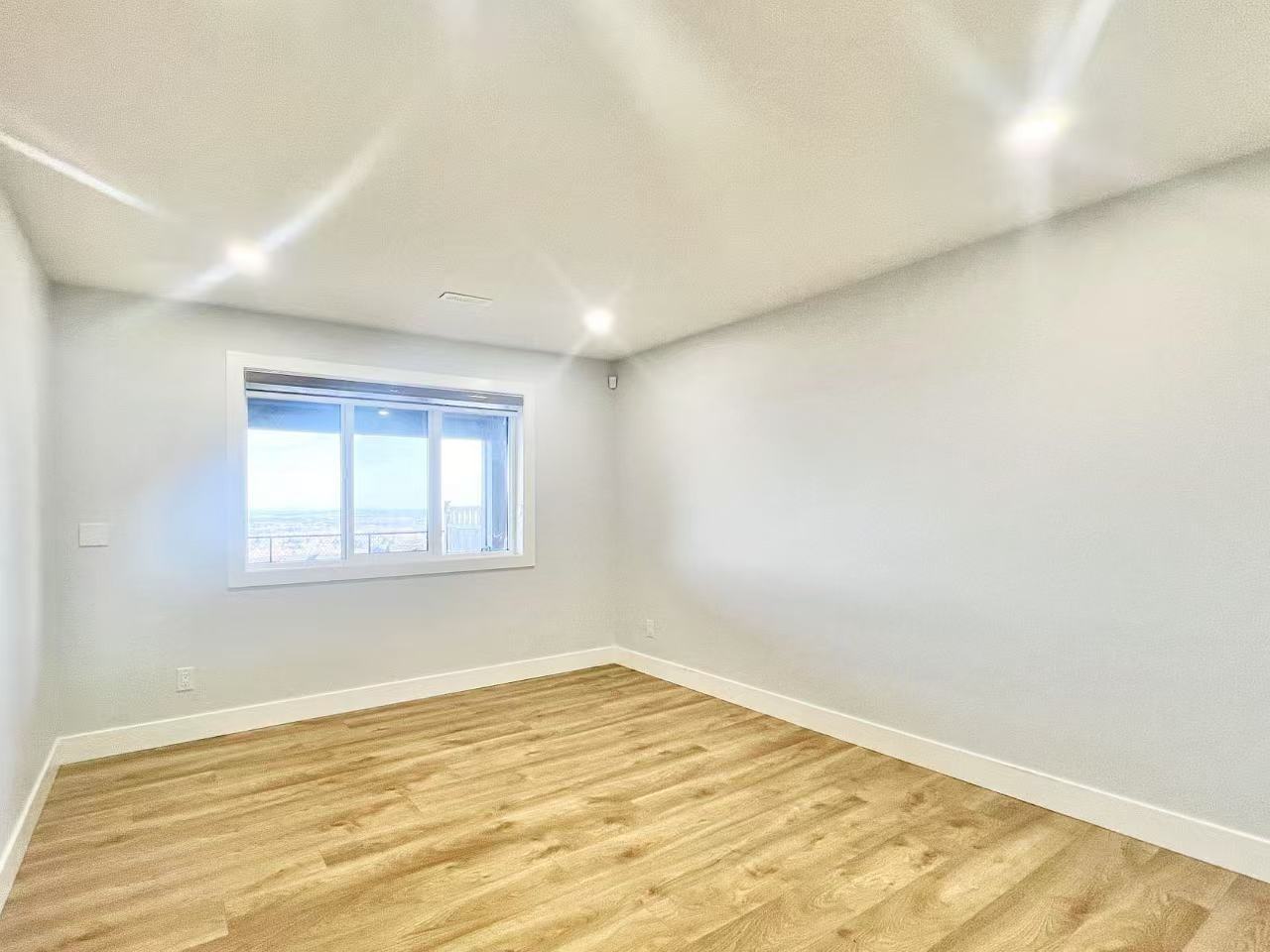 1421 Shay Street - Photo 4 of 9