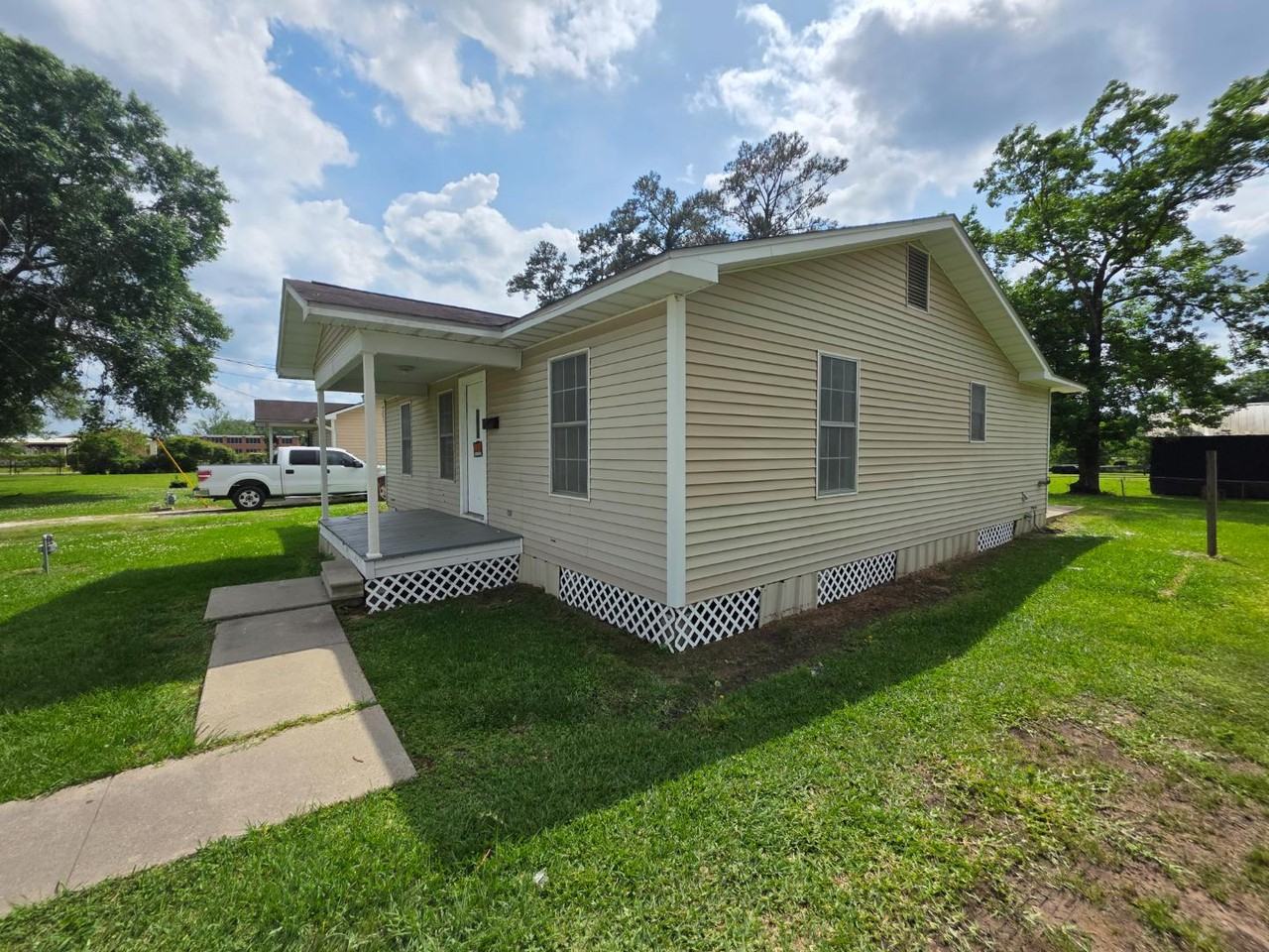 7186 Headlee Rd - Photo 4 of 20