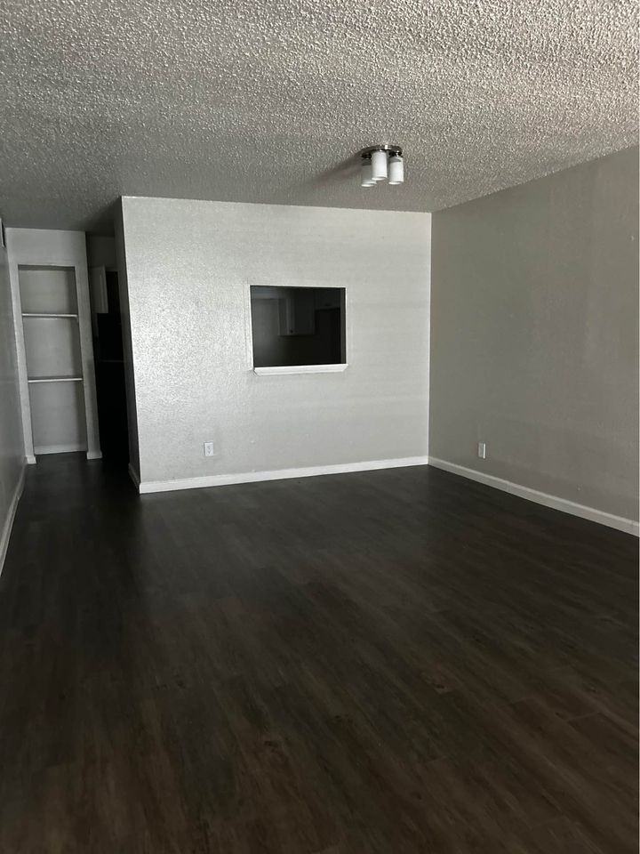 417 Church Street - Photo 3 of 6