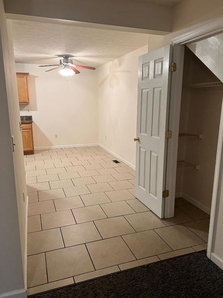 199 South Brook Street - Photo 4 of 10