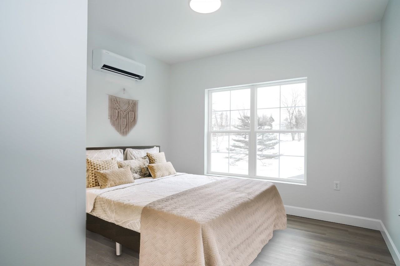 Creekside Apartments - Photo 3 of 10