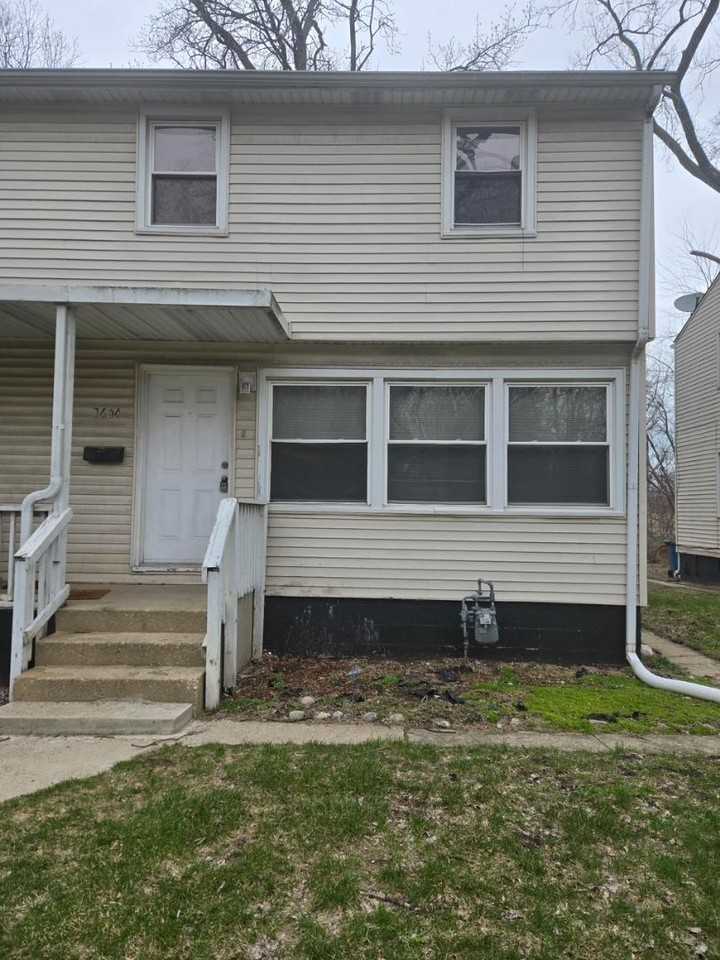 3604 E 9th Ave - Photo 2 of 16