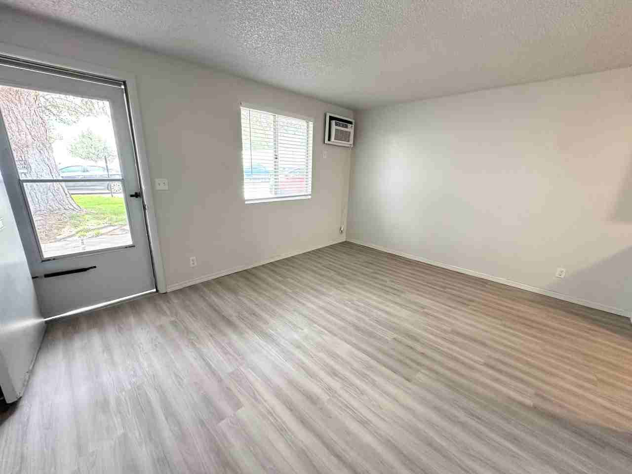 144 Smith Ave #8 - Photo 2 of 18