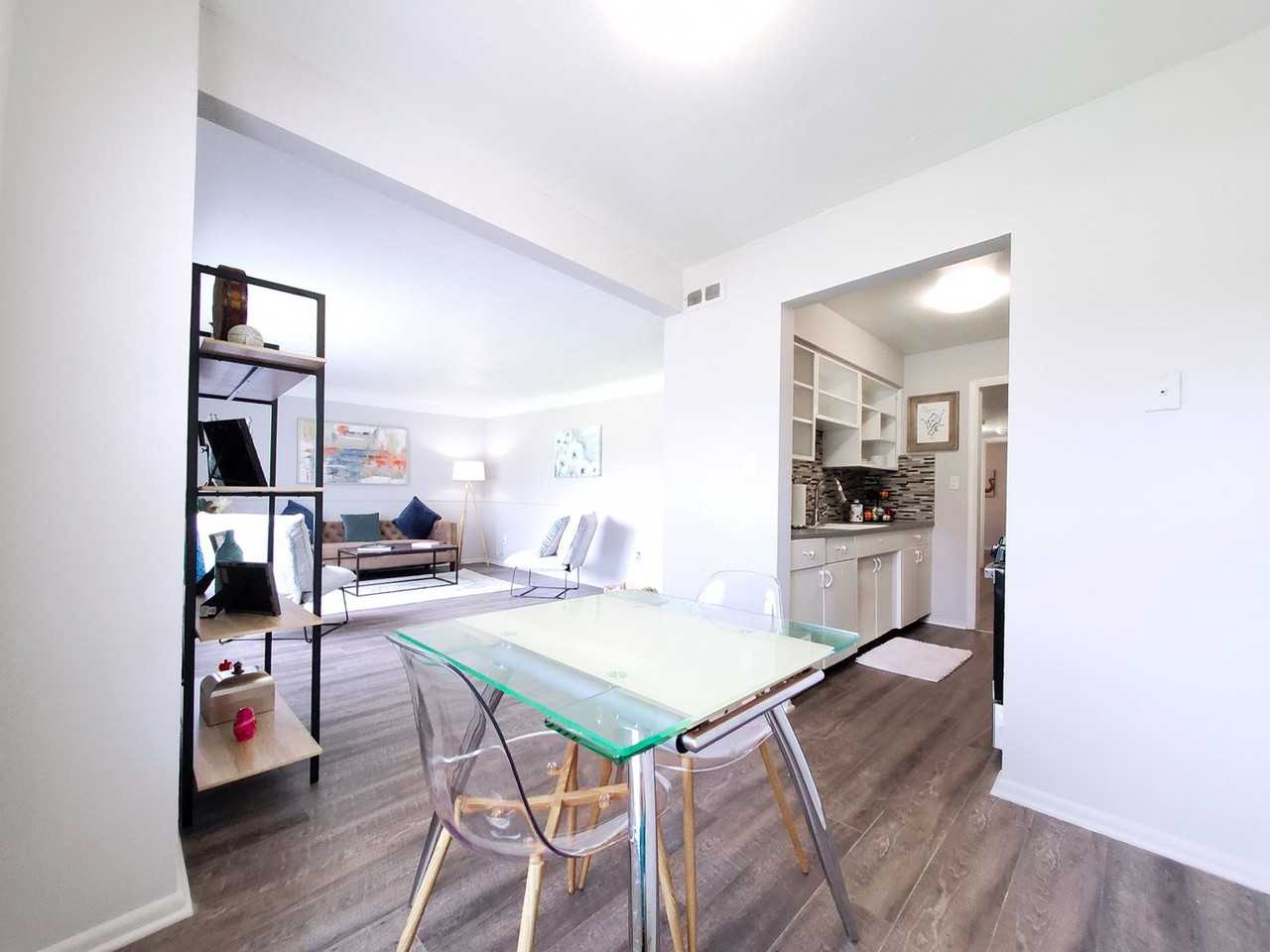 Smartland Lee-Mustang Apartments - Photo 7 of 18