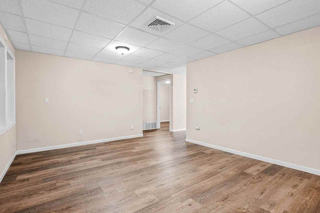 311 Novak St - Photo 2 of 12