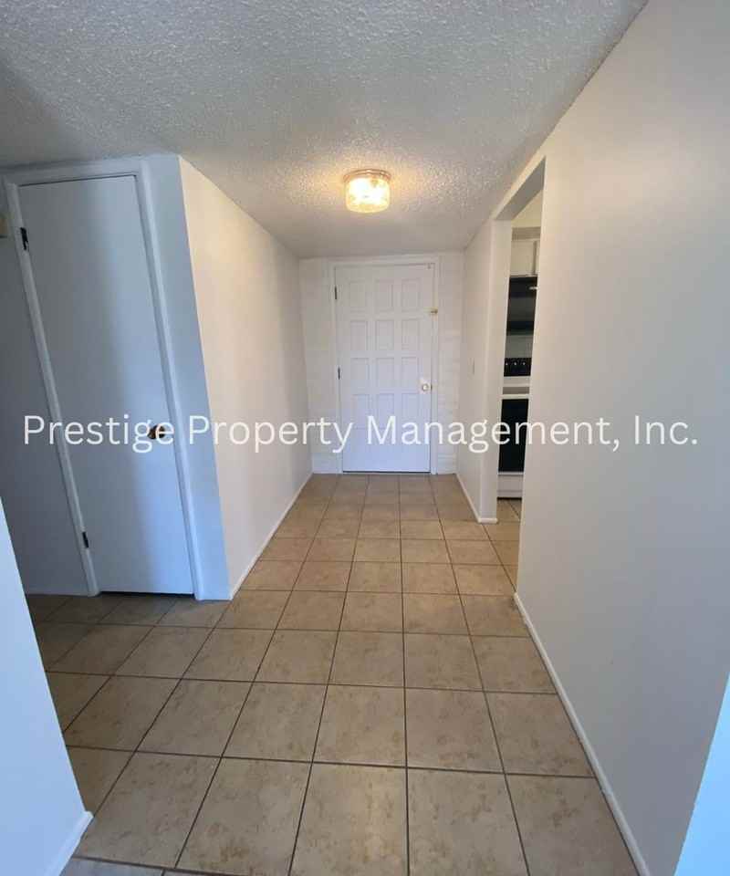 7409 E Tamara Dr - Photo 3 of 18