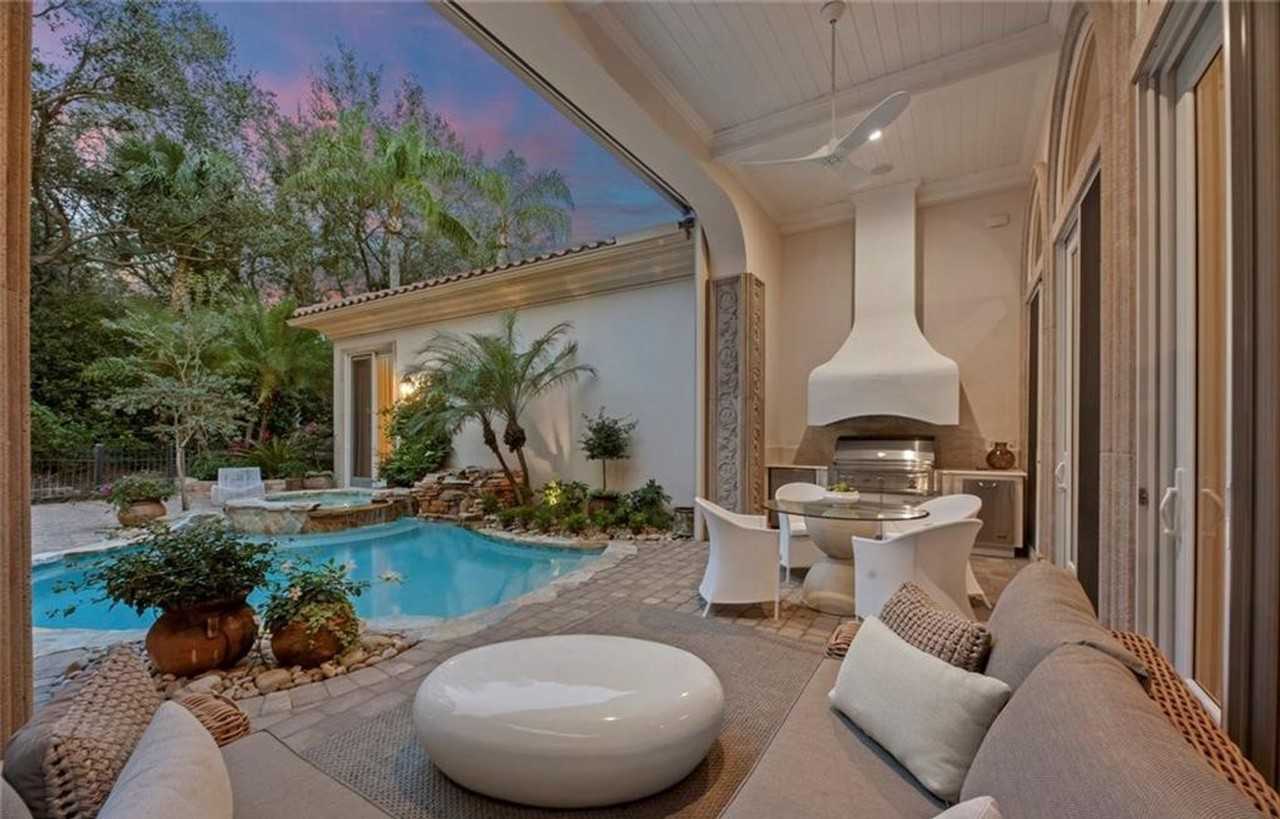 15627 Villoresi Way - Photo 2 of 46