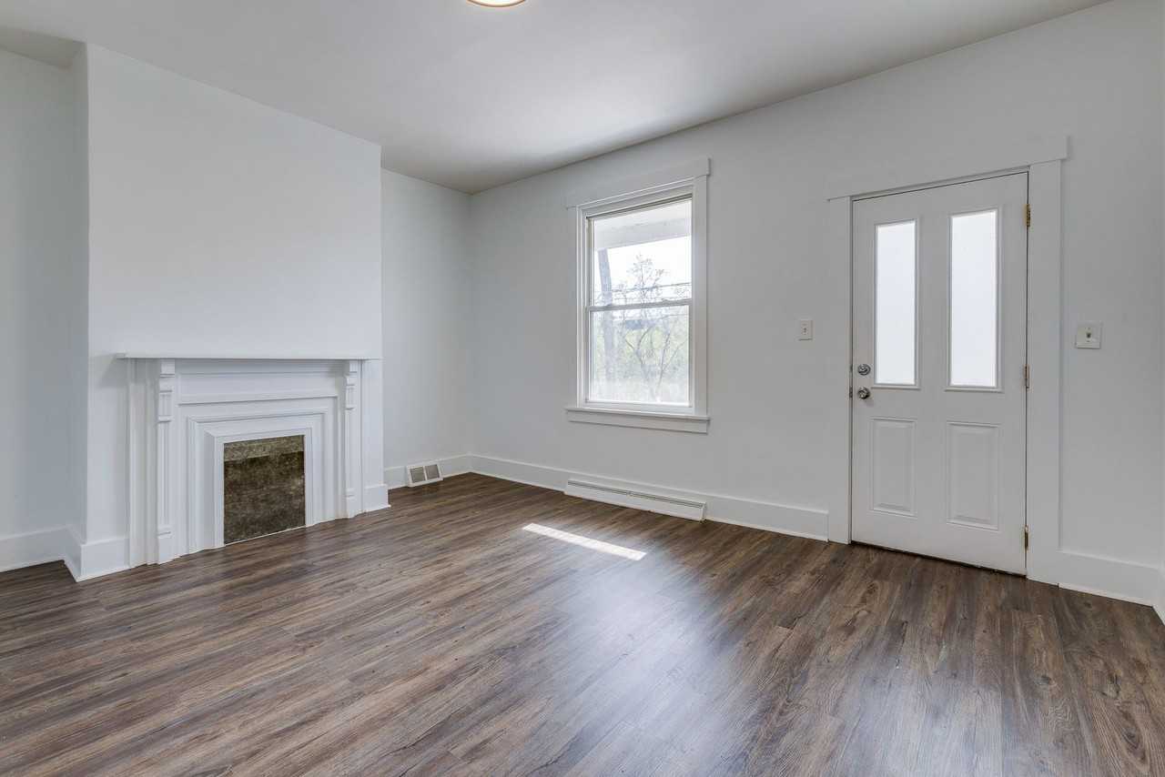 309 Rinne St - Photo 3 of 27