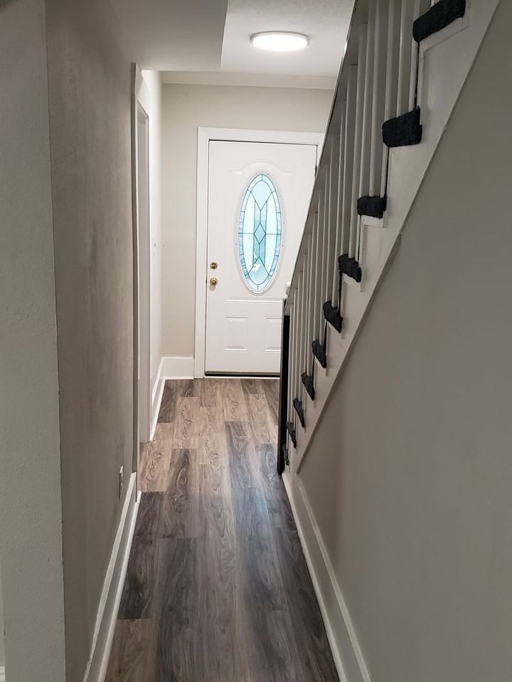 319 E Ladies Mile Rd - Photo 2 of 12