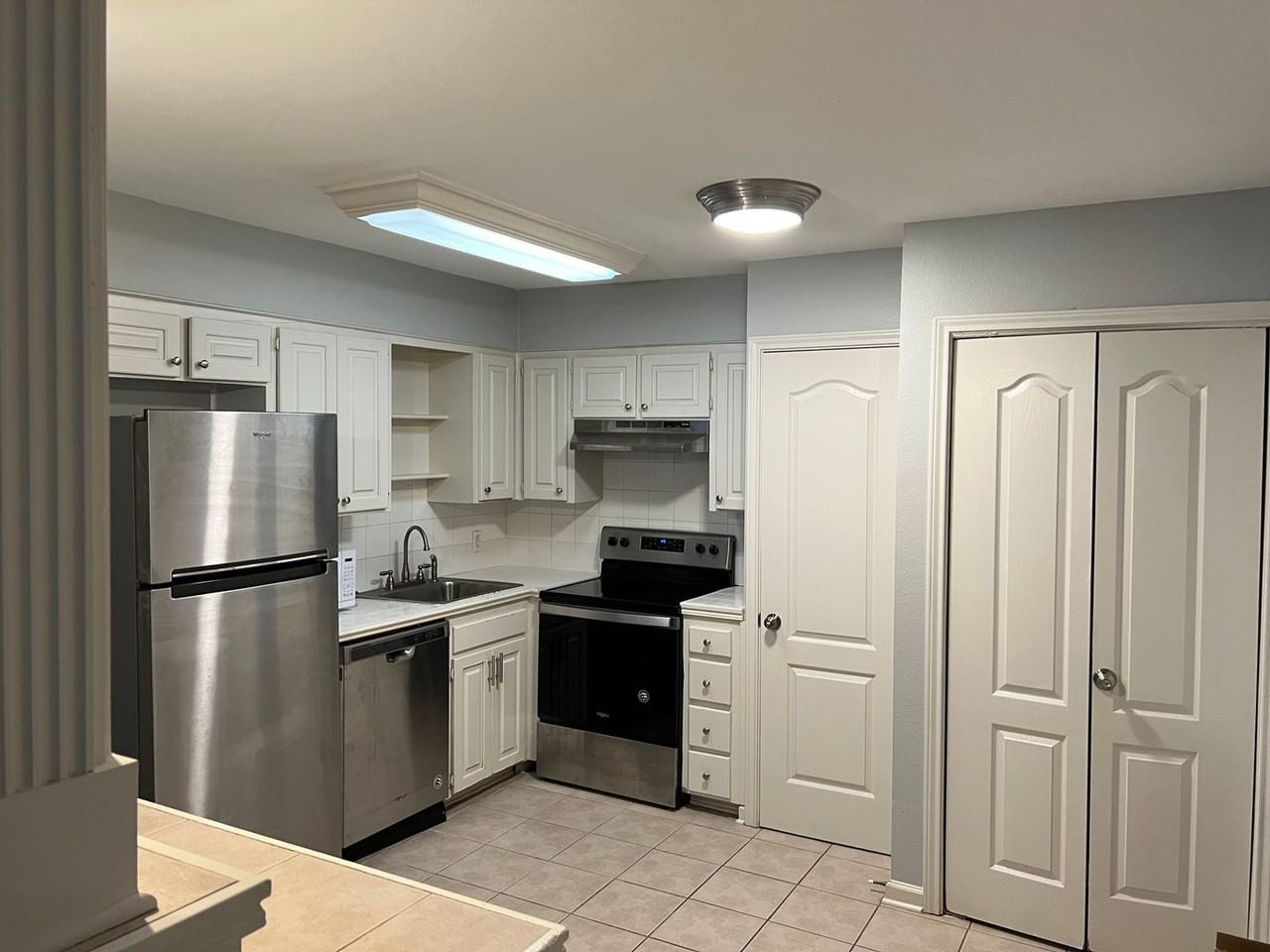 445 W Parker Blvd - Photo 6 of 7