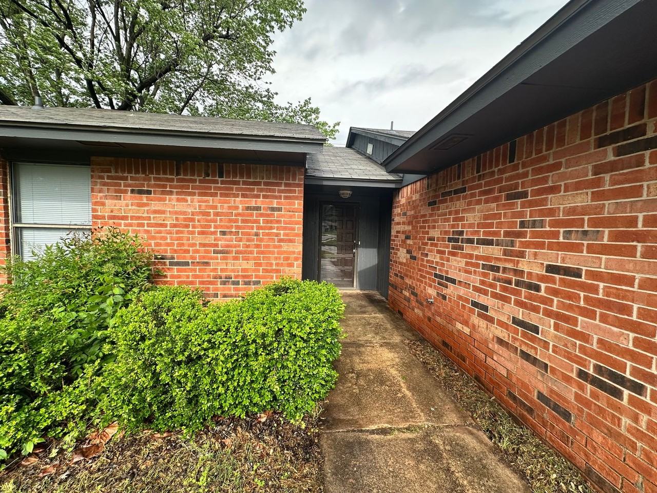 3628 Peregrine Dr - Photo 2 of 32
