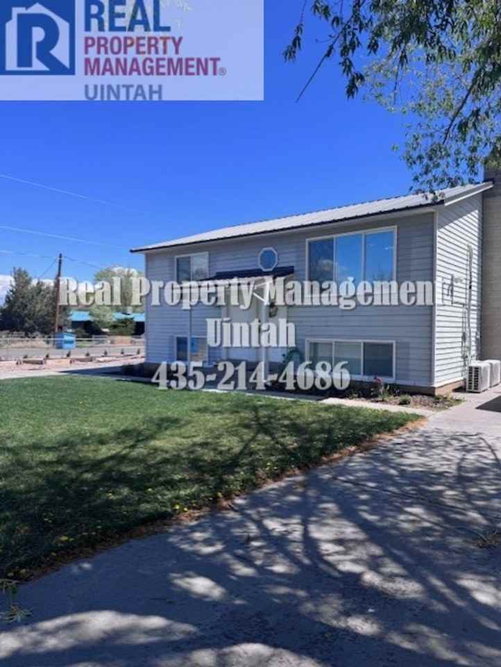 1513 S 1220 W - Photo 3 of 17