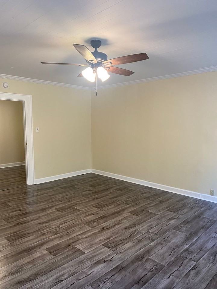 7600 Pond Dr - Photo 5 of 12