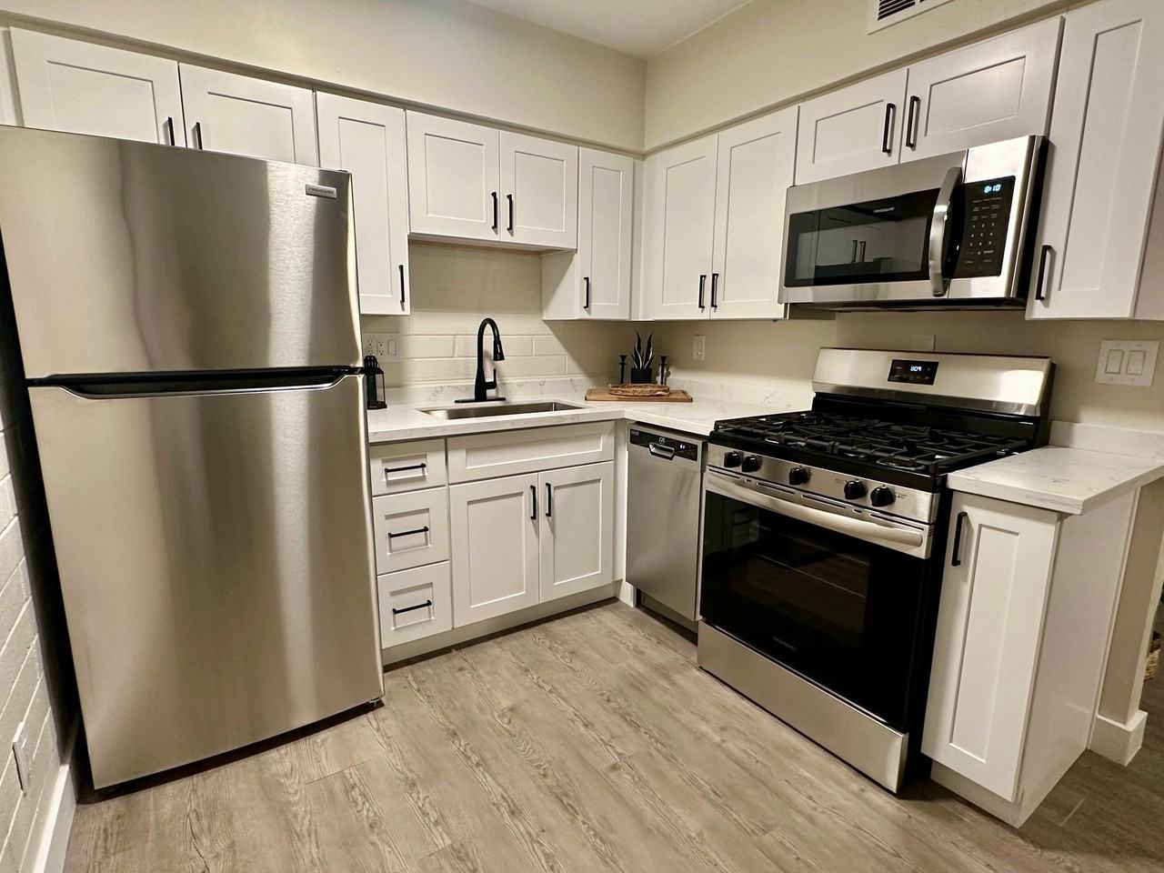 Urbana At Oro Valley LLC - Photo 3 of 9