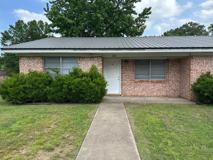 308 N Inglewood Ave - Photo 1 of 1