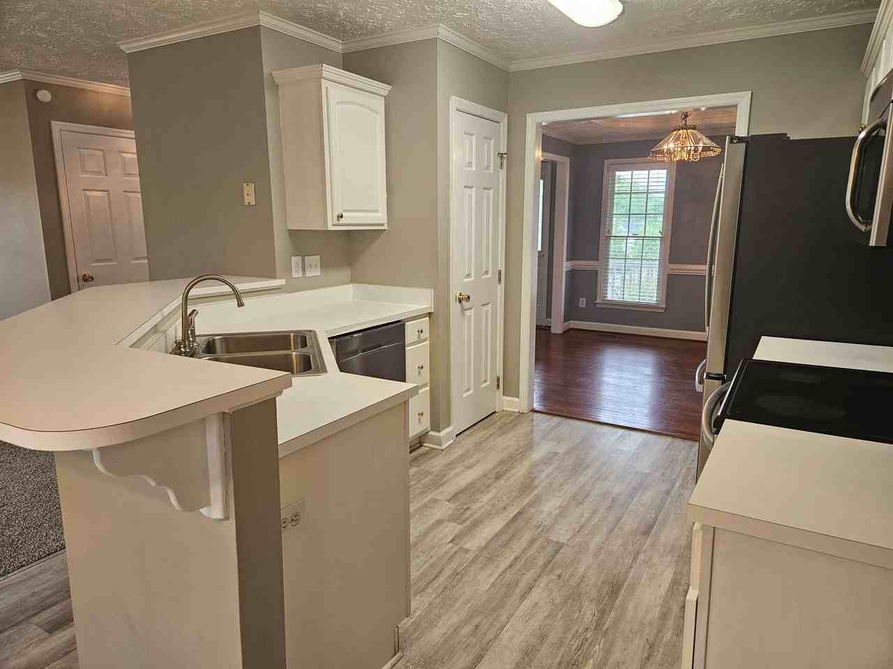 409 Shamus Ct - Photo 6 of 23