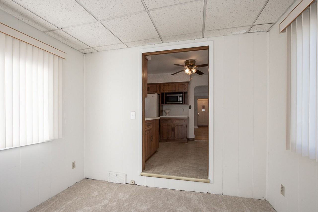 8310 Salisbury Dr - Photo 6 of 32