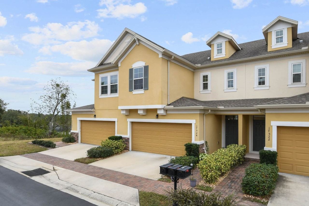 17524 Promenade Dr - Photo 3 of 34