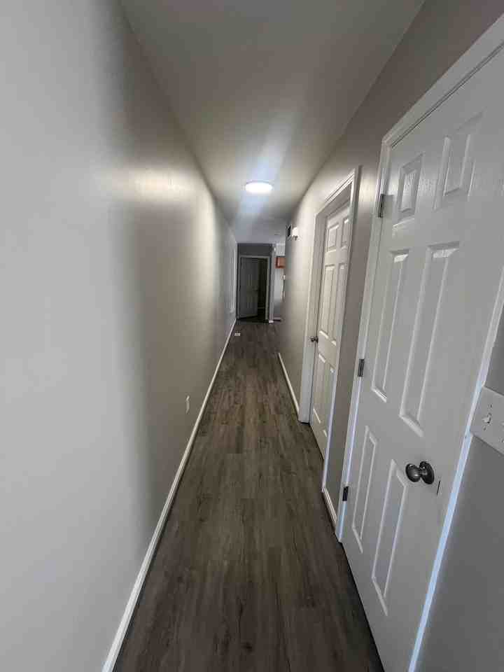 1909 Owen Street - Photo 4 of 19