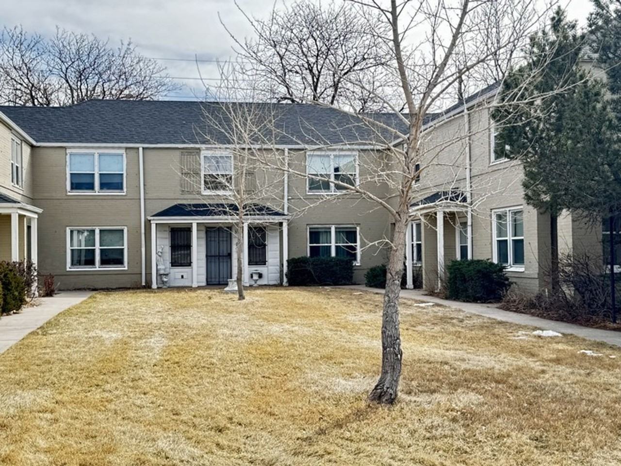 3557 Hynds Blvd - Photo 2 of 5