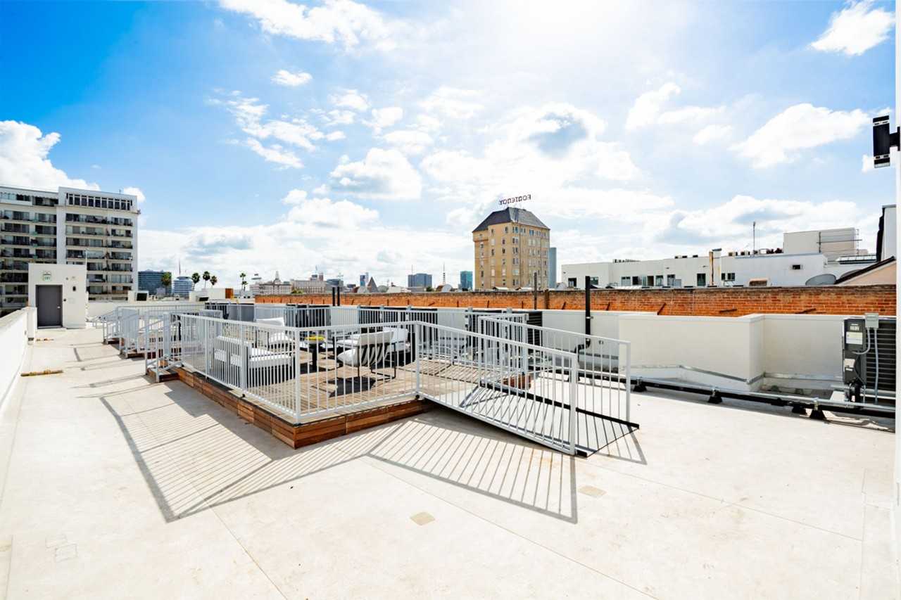 1846 N. Cherokee Avenue (Hollywood Manor) - Photo 5 of 6