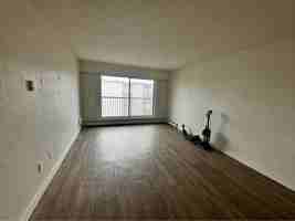featured image of 2626 Cook Stunit 406 #406