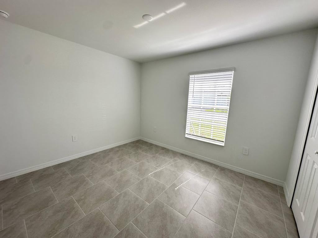 17669 Paradiso Way - Photo 2 of 11