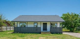 424 Eloise Drive - Photo 1 of 1