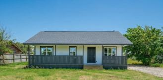 424 Eloise Drive - Photo 1 of 1