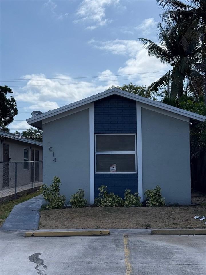 1014 Nw 6th Ave #1-2 - Photo 2 of 17