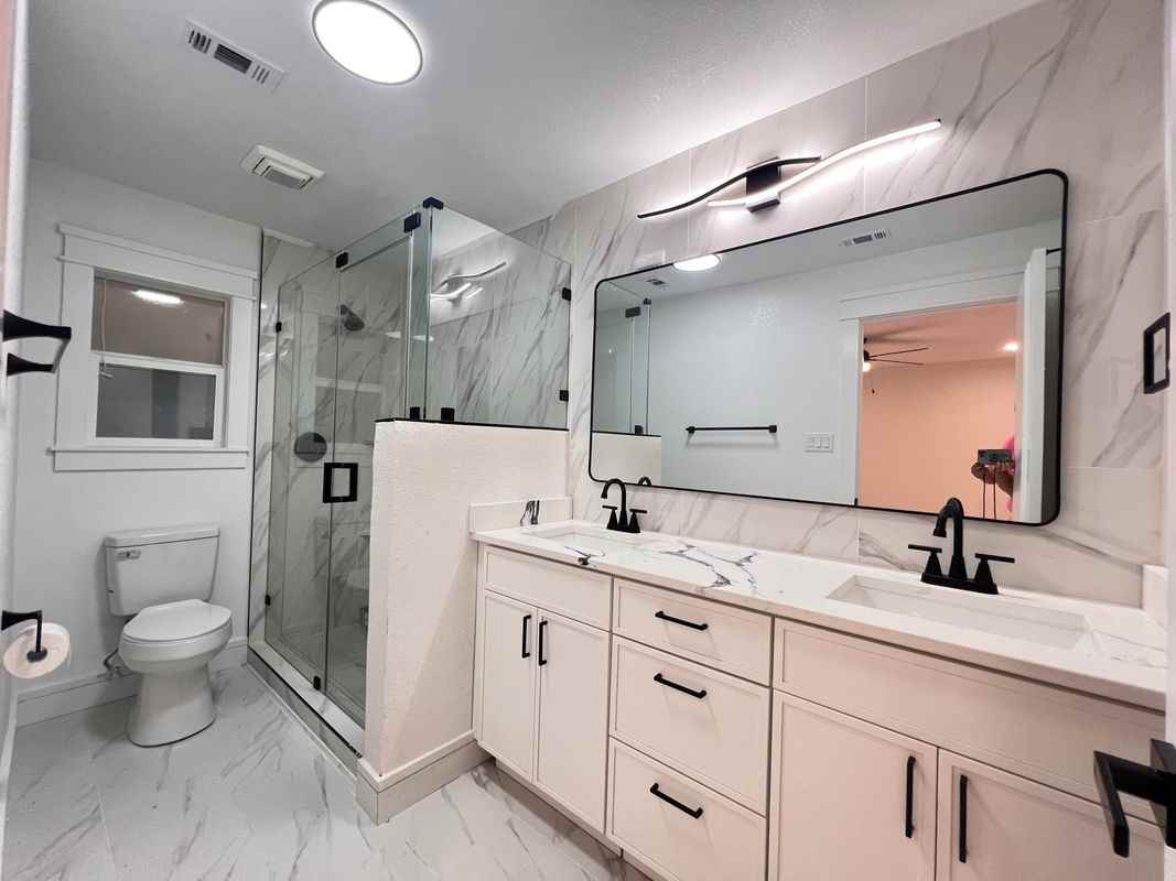 20156 Russell Dr - Photo 4 of 8