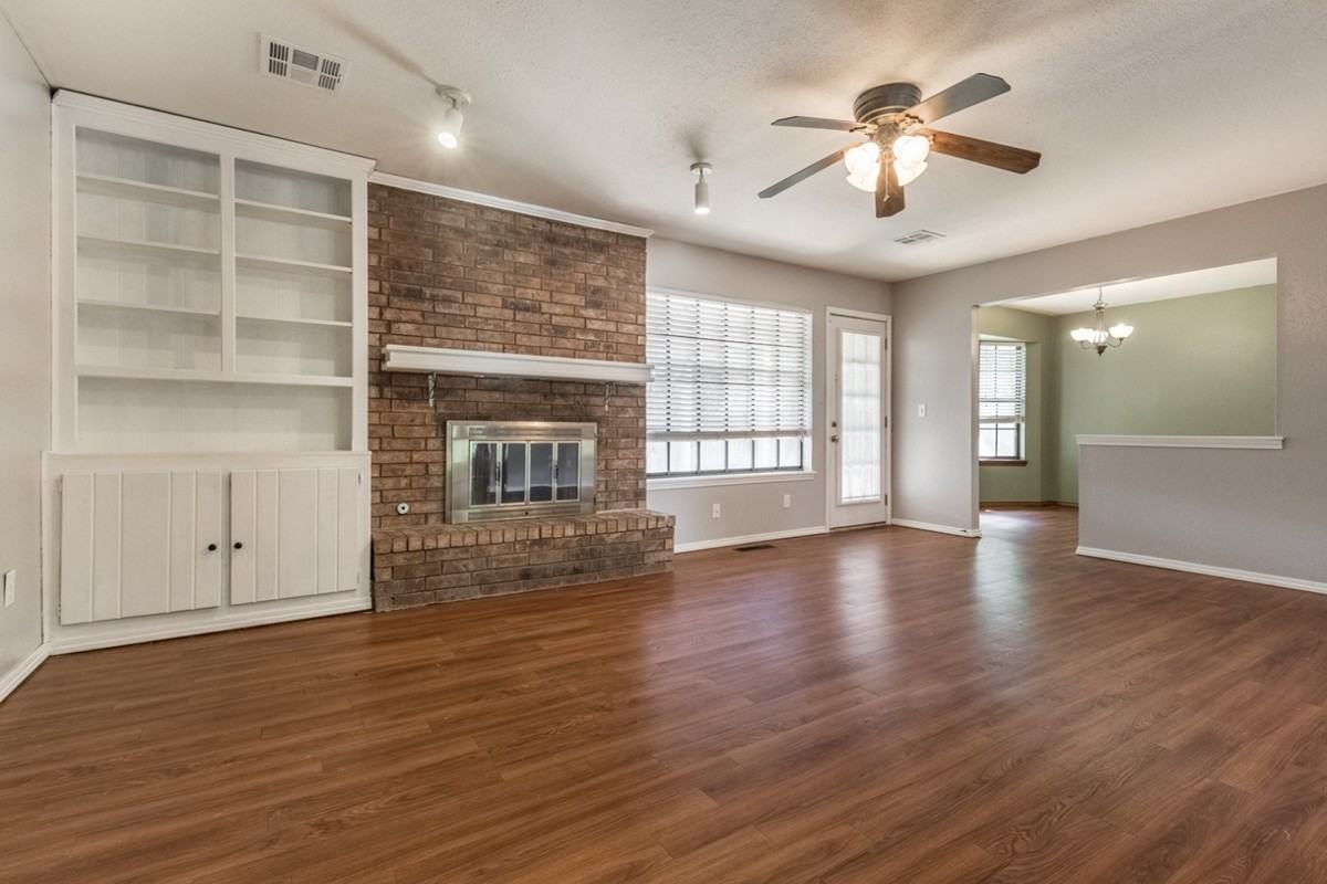 2408 Butternut Pl #1 - Photo 3 of 11