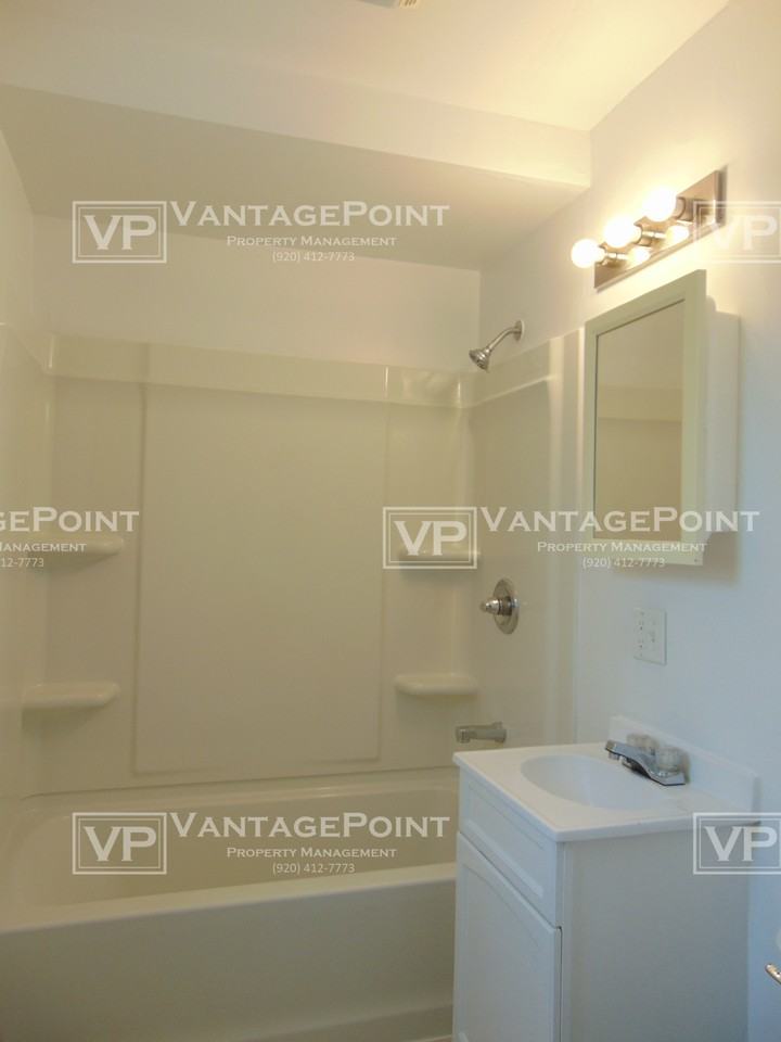 1012 W Packard St - Photo 5 of 14